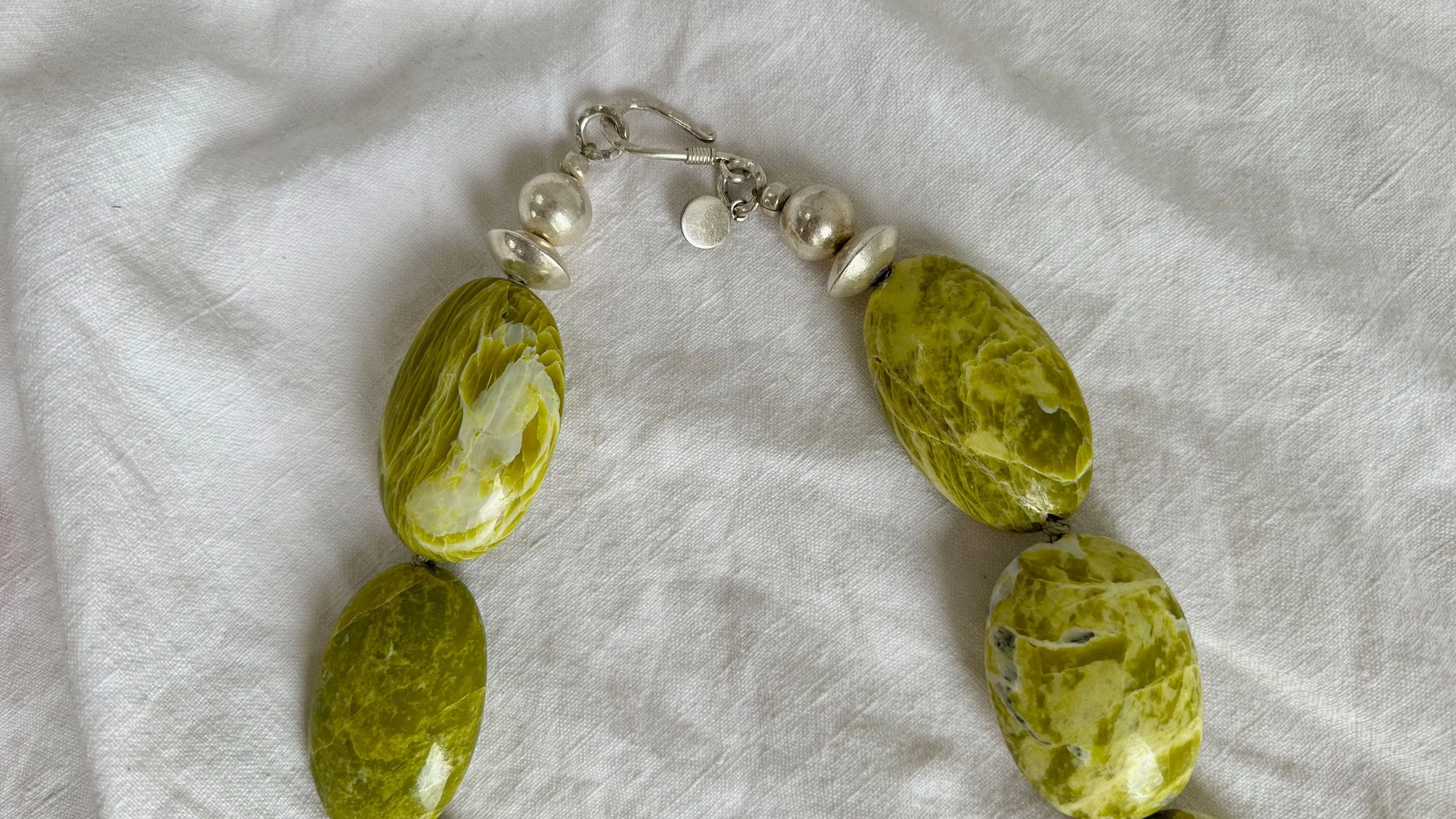 Large Serpentine Necklace. Sterling Silver. 2179